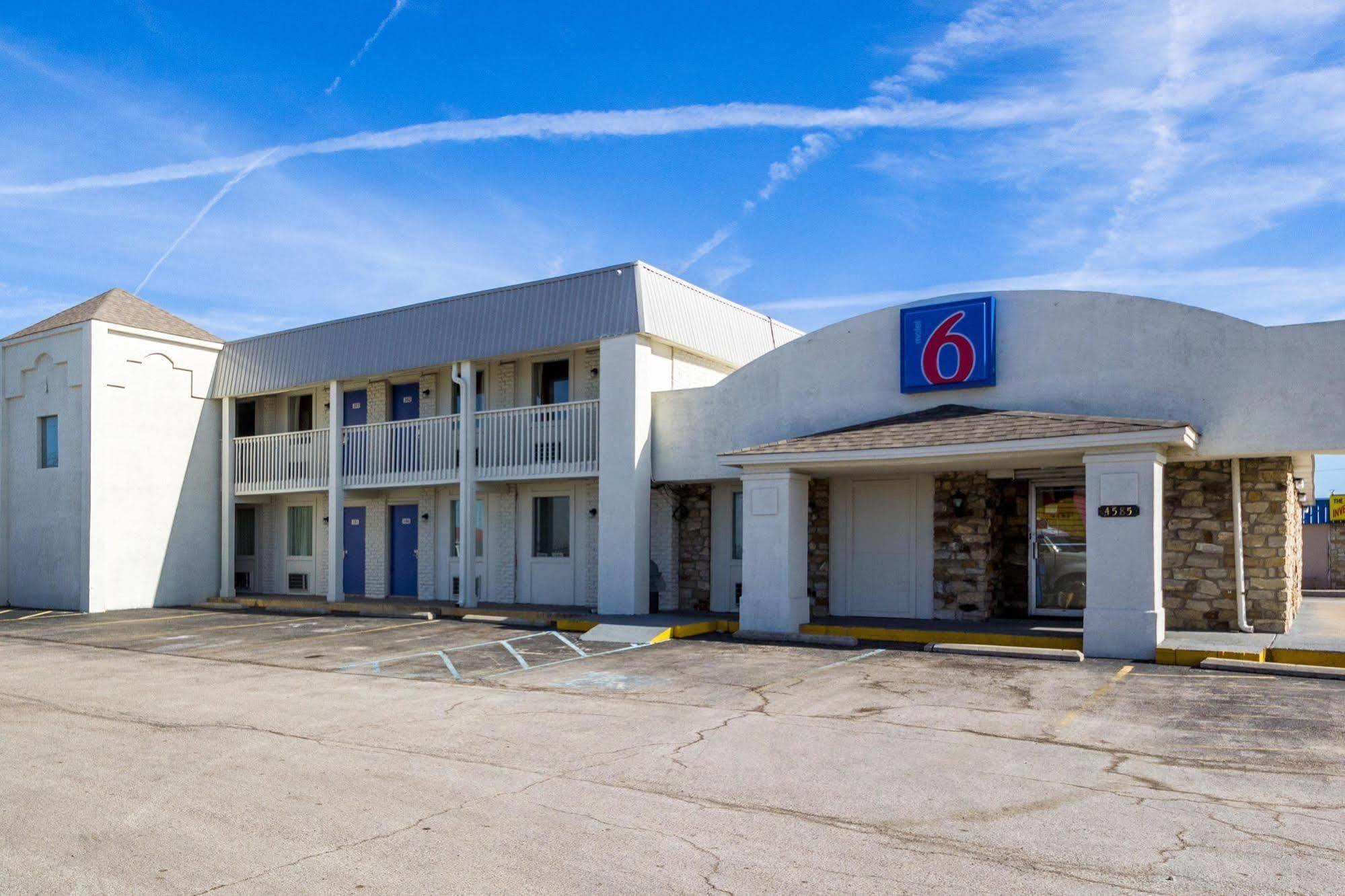 Hotel 465 By Regency Indianapolis Exterior photo